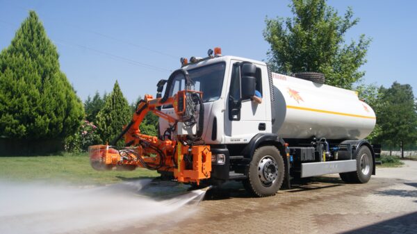 TYA-2000 Tünel ve Yol Yıkama Aracı